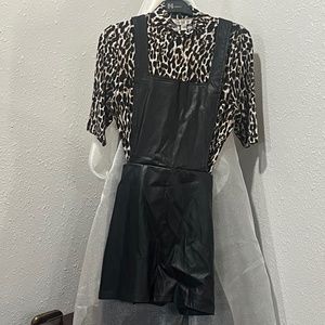 EXPRESS Black Vegan Leather Overall Shorts Size 8